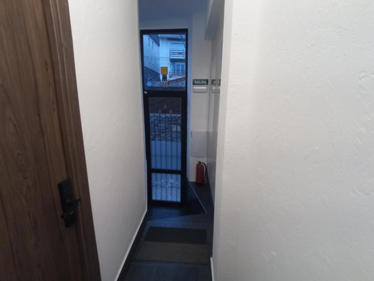 Apartamento De Lujo En La Sierra Becerril de la Sierra Bagian luar foto